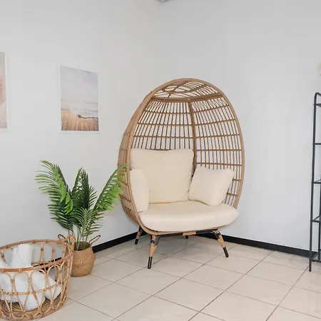 Flair Stadtoase I Private Sauna & Whirlpool I Balkon I 2x Parken I Kaffee I Highspeed Wlan I דירה *