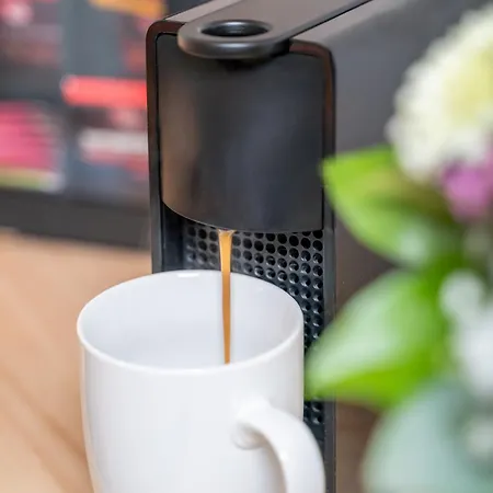 Flair Stadtoase I Private Sauna & Whirlpool I Balkon I 2x Parken I Kaffee I Highspeed Wlan I *