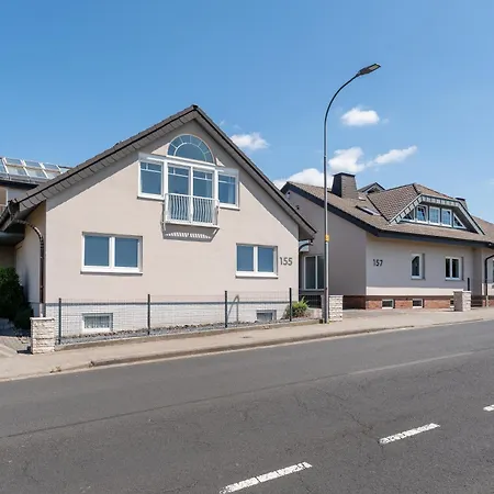 Daire Stadtoase Mit Flair I Whirlpool I Balkon I 2x Parken I Kaffee I Highspeed Wlan