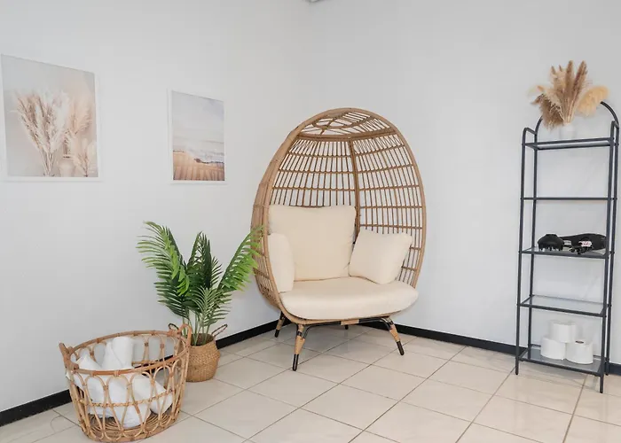 Flair Stadtoase I Private Sauna & Whirlpool I Balkon I 2x Parken I Kaffee I Highspeed Wlan I Apartman *