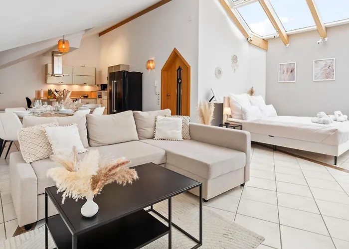 Apartman Flair Stadtoase I Private Sauna & Whirlpool I Balkon I 2x Parken I Kaffee I Highspeed Wlan I Fulda