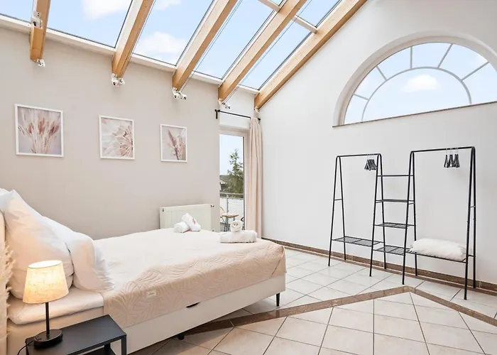 Apartman Flair Stadtoase I Private Sauna & Whirlpool I Balkon I 2x Parken I Kaffee I Highspeed Wlan I *